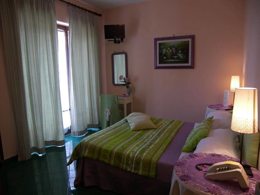 Hotel Villa Fiorita Półwysep Sorrentyński Zewnętrze zdjęcie